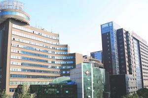 南昌大学第一附属医院做试管生双胞胎费用参考，2022年试管省钱攻略