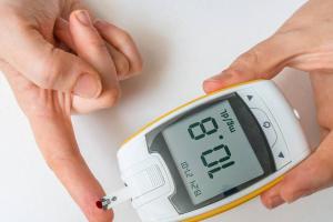 紧急消息:血糖新标准2022最新版,3.9-6.1mmol/L已不适用