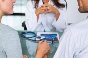 51岁绝经后的女性还能选择做试管婴儿实现生育吗？成功率高吗