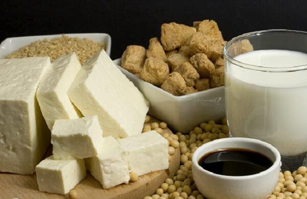 哺乳期会使奶水减少的食物有哪些
