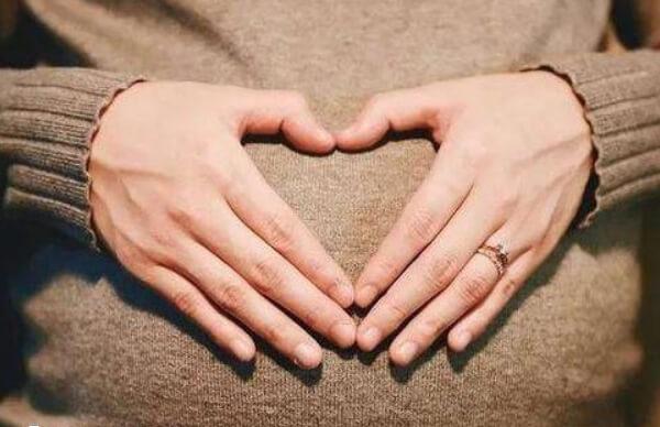 52岁女性能不能做试管婴儿