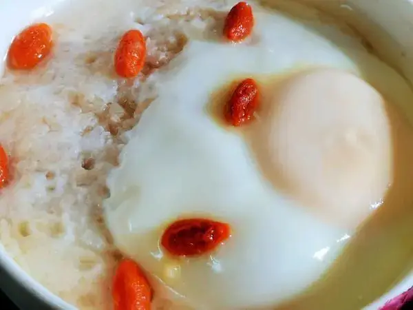 宝宝吃辅食好处有哪些