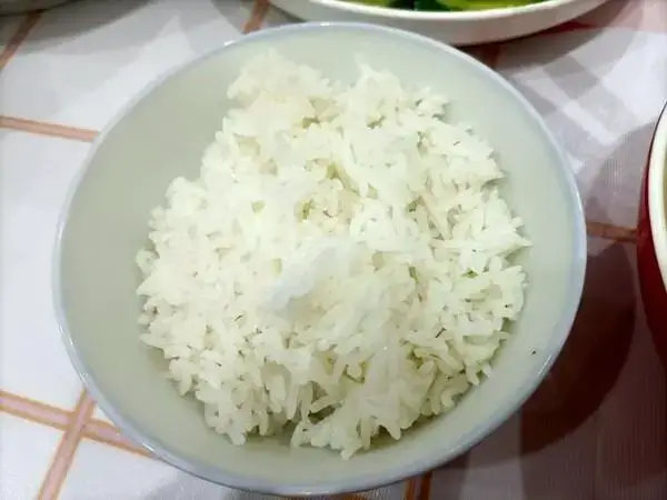 宝宝过早吃米饭的危害是什么
