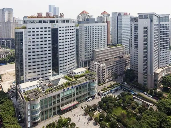 重医附一院做试管婴儿多少钱