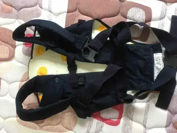 三个月婴儿适合哪种背带