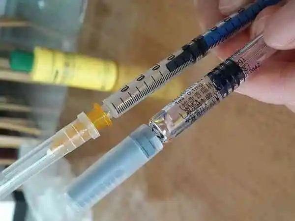促排期间白带拉丝正不正常