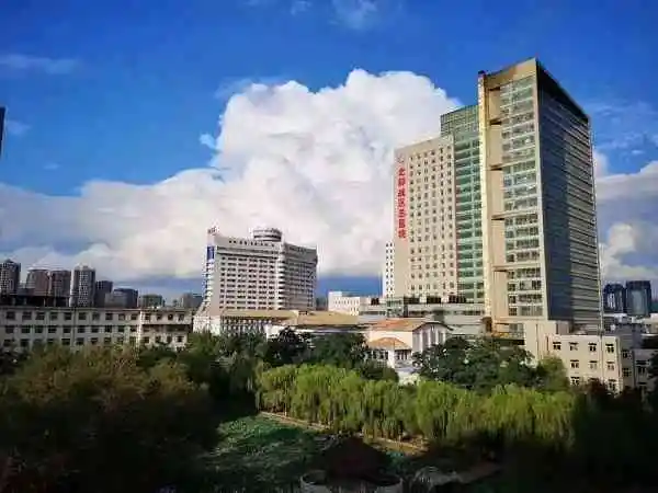 新疆军区总医院试管婴儿哪个医生好